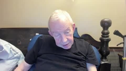 Snapshot of valleylaker chatting on 11-05-25, 09:42 valleylaker online show from 11-05-25, 09:42