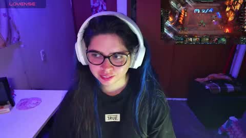 Im Violet online show from 01-08-25, 05:37