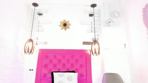 Snapshot of valloletsamar chatting on 03-09-25, 11:03 Vallolet Peach  online show from 03-09-25, 11:03