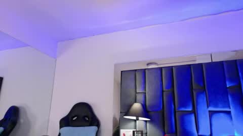 Snapshot of valrery_roussex chatting on 05-19-26, 07:20 Valery online show from 05-19-26, 07:20