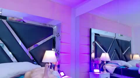 Snapshot of valrery_roussex chatting on 06-30-26, 07:04 Valery online show from 06-30-26, 07:04