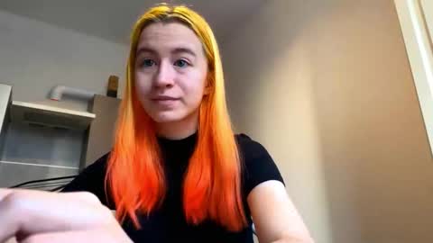 Snapshot of valtopi chatting on 02-03-26, 07:02 Emily online show from 02-03-26, 07:02