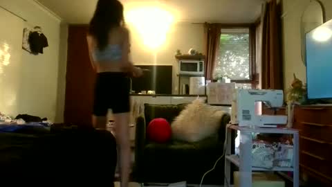 ValvettGreen online show from 10-27-25, 07:56