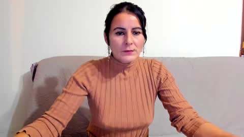 Snapshot of valysexybarbie chatting on 12-10-24, 03:55 valentina online show from 12-10-24, 03:55