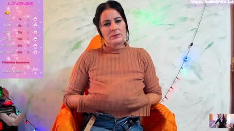 Snapshot of valysexybarbie chatting on 01-12-25, 01:05 valentina online show from 01-12-25, 01:05