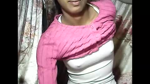 Snapshot of valysexyhot chatting on 05-05-26, 03:58 valysexyhot online show from 05-05-26, 03:58