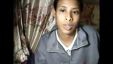 Snapshot of valysexyhot chatting on 05-14-26, 05:53 valysexyhot online show from 05-14-26, 05:53