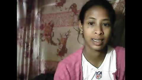 Snapshot of valysexyhot chatting on 05-27-26, 03:47 valysexyhot online show from 05-27-26, 03:47