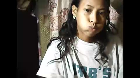 Snapshot of valysexyhot chatting on 05-28-26, 06:32 valysexyhot online show from 05-28-26, 06:32