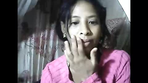 Snapshot of valysexyhot chatting on 05-30-26, 02:30 valysexyhot online show from 05-30-26, 02:30