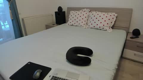 valyvalisimo online show from 01-19-26, 06:50