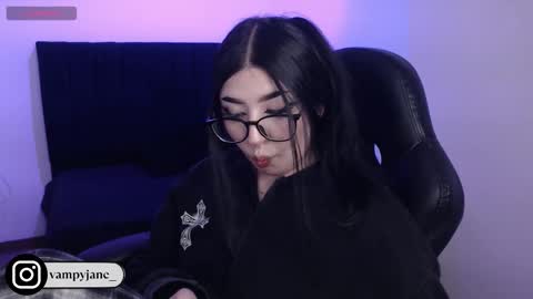 vammpyjane online show from 12-18-25, 03:23