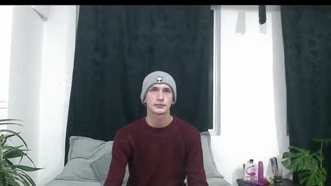 Vamp Noah and Dan online show from 12-30-24, 03:36