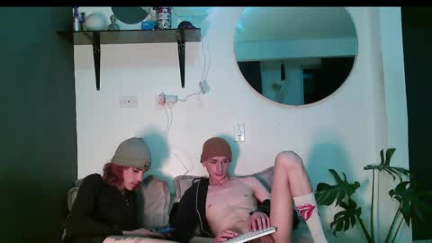 Vamp Noah and Dan online show from 01-22-25, 07:03