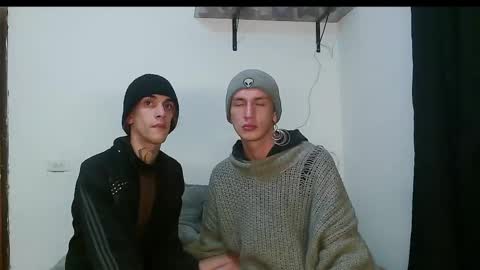 Vamp Noah and Dan online show from 02-23-25, 02:40