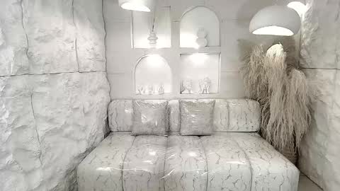 Snapshot of vampkitty_r chatting on 02-02-26, 01:10 vampkitty_r online show from 02-02-26, 01:10