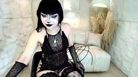 Snapshot of vampkitty_r chatting on 02-21-26, 01:28 vampkitty_r online show from 02-21-26, 01:28