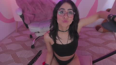 Snapshot of vampy_dolll chatting on 12-07-24, 04:36 vampy_dolll online show from 12-07-24, 04:36