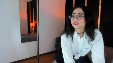Snapshot of vampy_dolll chatting on 12-22-24, 04:06 vampy_dolll online show from 12-22-24, 04:06