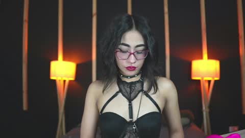Snapshot of vampy_dolll chatting on 01-15-25, 09:51 vampy_dolll online show from 01-15-25, 09:51