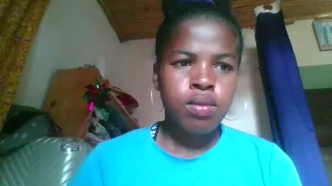 Snapshot of vanafiry chatting on 02-13-26, 10:33 vanafiry online show from 02-13-26, 10:33