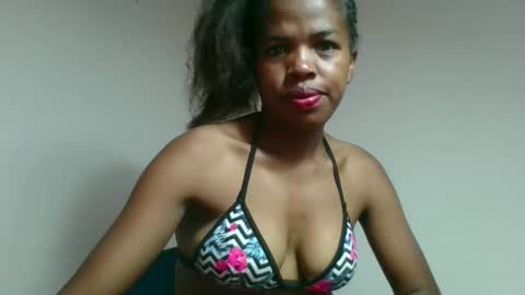 Snapshot of vanafiry chatting on 03-19-26, 01:48 vanafiry online show from 03-19-26, 01:48