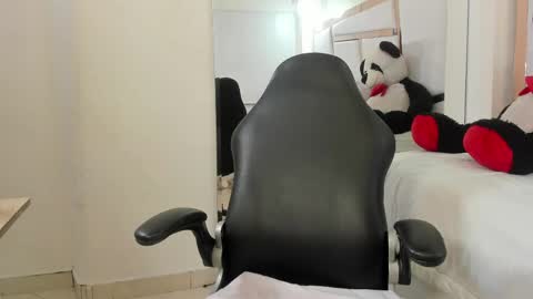 Snapshot of vanel_lope chatting on 05-15-26, 11:34 Vanel Lope online show from 05-15-26, 11:34