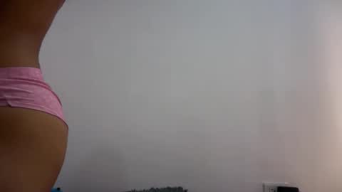 vanessa online show from 12-20-25, 02:29