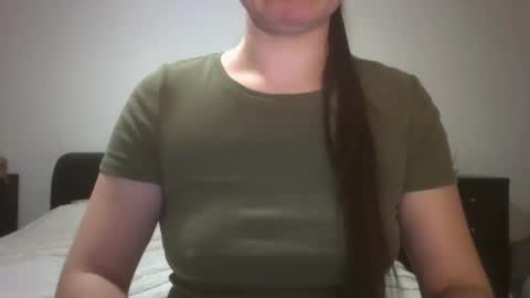 Snapshot of vanesajewel chatting on 03-10-25, 05:07 VanesaJewel online show from 03-10-25, 05:07