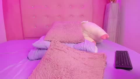 Snapshot of vaness_dior chatting on 01-22-25, 05:38 vaness_dior online show from 01-22-25, 05:38