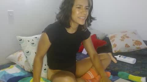 vanessa online show from 12-12-24, 01:49