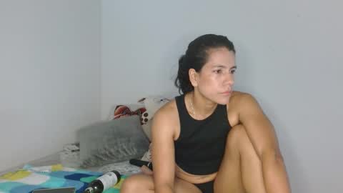 vanessa online show from 01-05-25, 05:30