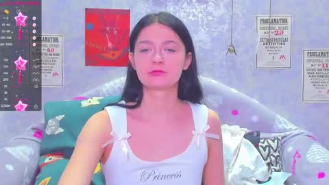 Snapshot of vanessa_florence chatting on 02-18-25, 01:32 RUSSIAN BARBIE BABE online show from 02-18-25, 01:32