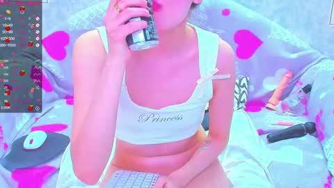 Snapshot of vanessa_florence chatting on 02-19-25, 04:34 RUSSIAN BARBIE BABE online show from 02-19-25, 04:34
