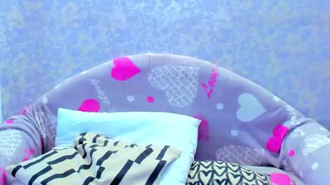 Snapshot of vanessa_florence chatting on 09-11-25, 05:29 RUSSIAN BARBIE BABE online show from 09-11-25, 05:29