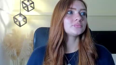 Snapshot of vanessa_foxyy chatting on 05-27-26, 03:09 vanessa_foxyy online show from 05-27-26, 03:09