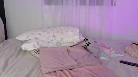 Snapshot of vanessa_fx chatting on 02-12-26, 09:21 Vanessa online show from 02-12-26, 09:21