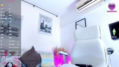 Vanessa online show from 12-18-24, 12:51