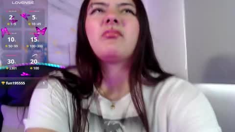 Snapshot of vanessa_gp chatting on 05-28-26, 08:06 Vanesa online show from 05-28-26, 08:06