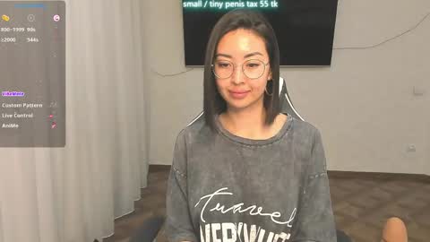 Snapshot of vanessa_sxy chatting on 05-22-26, 04:34 Vanessa online show from 05-22-26, 04:34