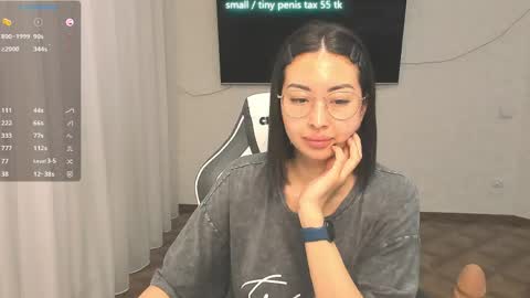 Snapshot of vanessa_sxy chatting on 05-25-26, 06:03 Vanessa online show from 05-25-26, 06:03