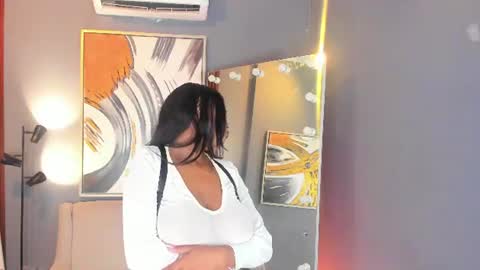 vanessa_wild1 online show from 06-13-26, 06:28
