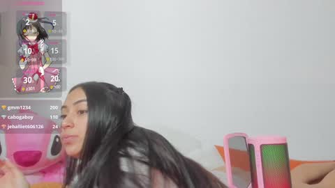 Snapshot of vanessaadol chatting on 01-16-25, 01:04 vanessaadol online show from 01-16-25, 01:04