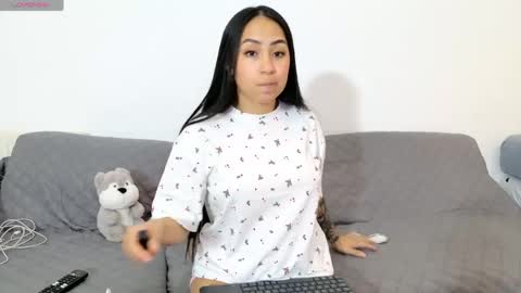 vanessaadol online show from 05-18-26, 10:10