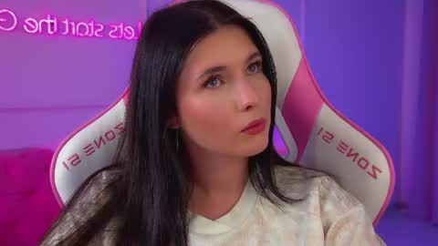 Snapshot of vanessacelesti chatting on 06-26-26, 06:56 Vanessa online show from 06-26-26, 06:56