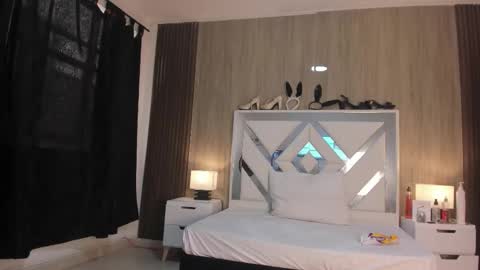 Vanessa Hard online show from 12-02-25, 07:53