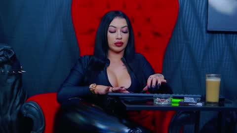 Miss Vanessa online show from 01-23-25, 01:30