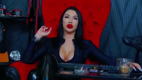 Miss Vanessa online show from 02-20-25, 01:40