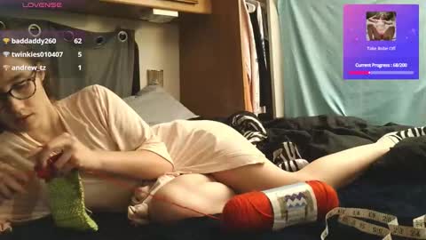 Vanessa Rose online show from 12-21-25, 02:41