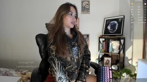 Snapshot of vanessart_ chatting on 07-16-26, 01:55 Vanessa online show from 07-16-26, 01:55